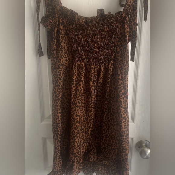 SHEIN LARGE CHEETAH PRINT SUNDRESS - Picture 8 of 15